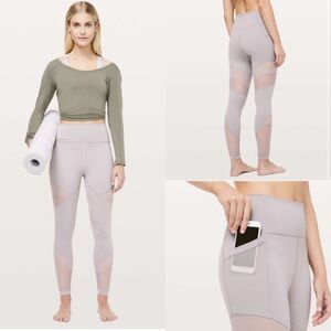 Lululemon Forget The Sweat Tight *25"
Dark Chrome! EUC